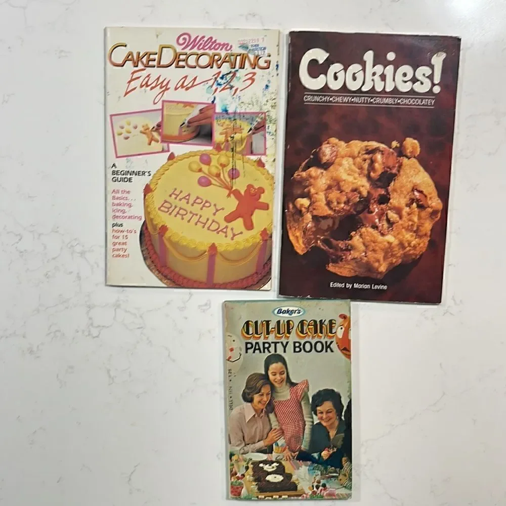 Vintage cookie and cake baking and decorating booklets.  7 booklets total.